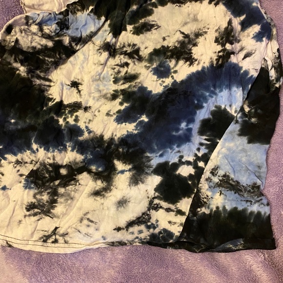 Graphic t-shirt - Picture 2 of 3